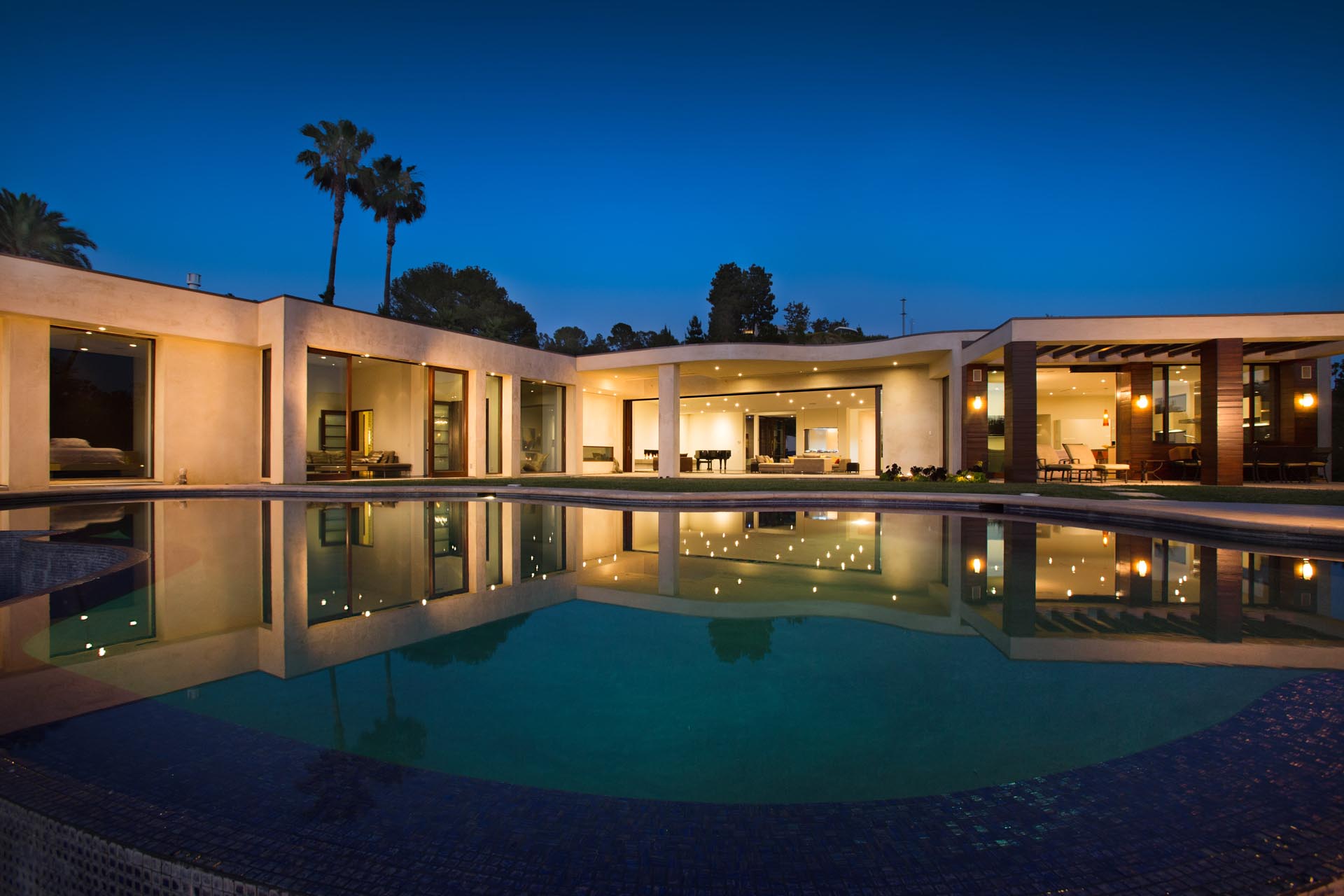 Brentwood reflecting pool
